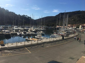 Casa a Capraia porticciolo: vista mare indimenticabile!